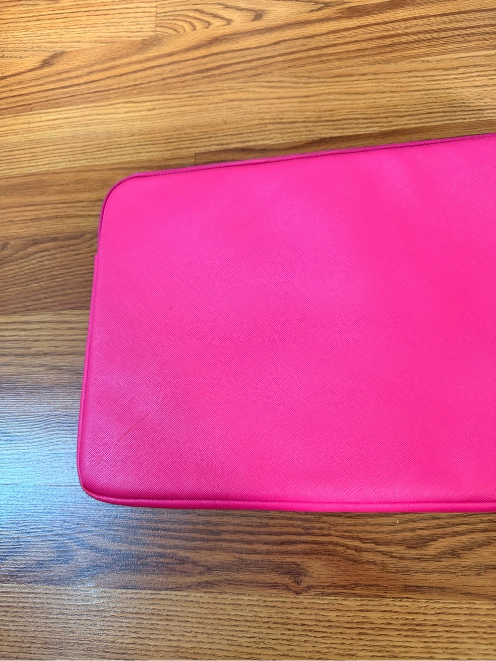Kate Spade New York Bright Pink Laptop Sleeve Zip - Picture 4 of 11